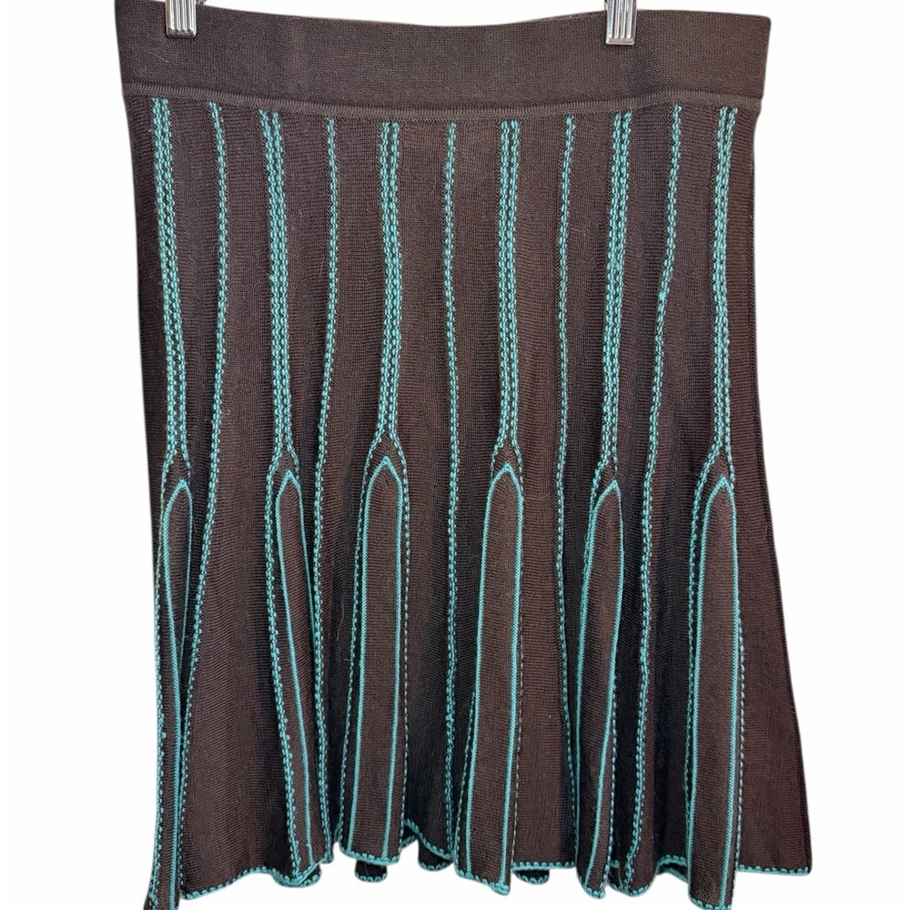 Urban Outfitters LUX knit sweater skirt. 🤎🩵🤎